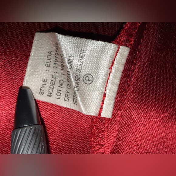 Theory Red Satin Button Up Blouse dressy casual business - Picture 6 of 6